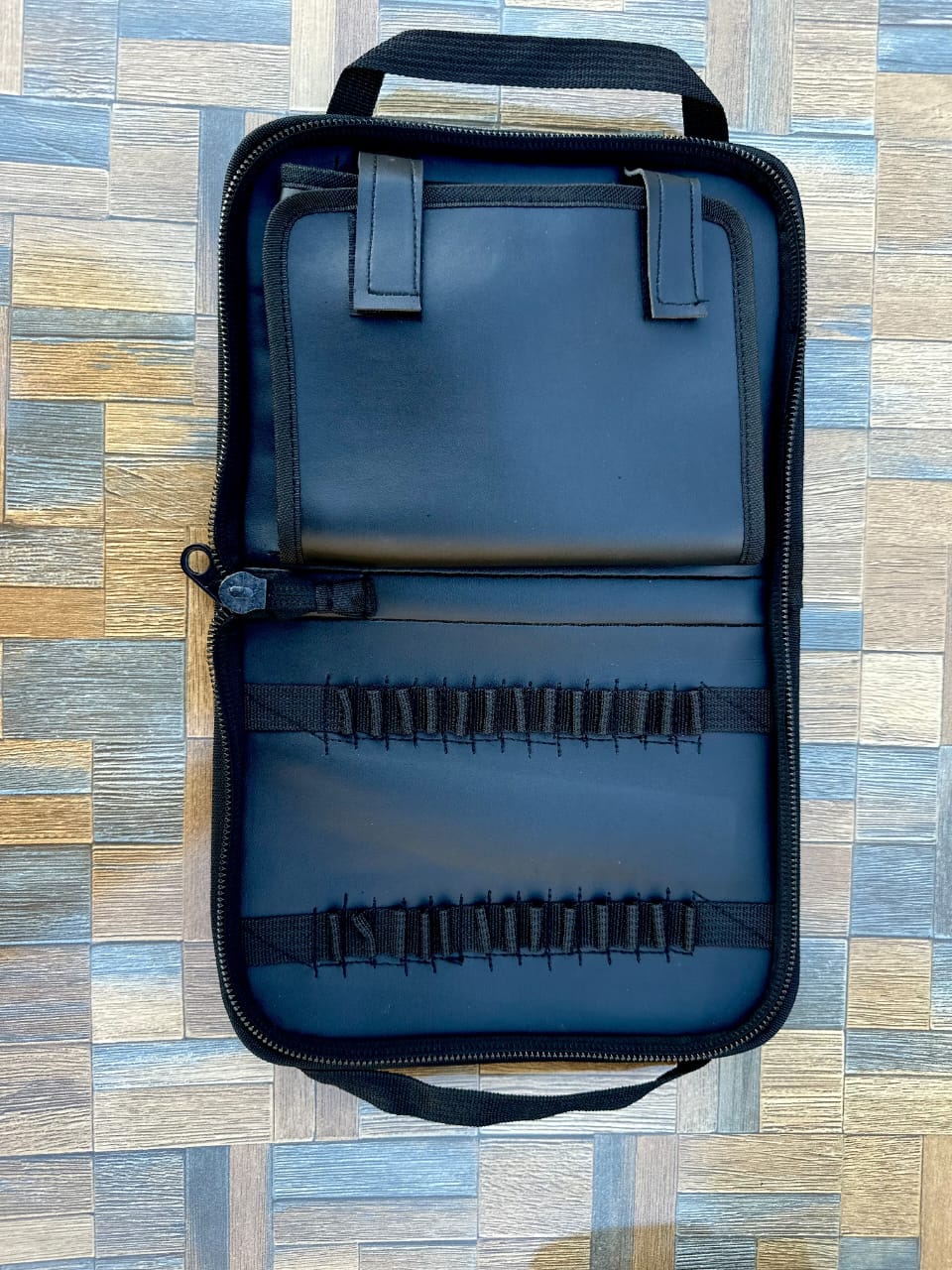 PU Leather Universal  Bag + FREE Cleaning Kit!🔥🎯